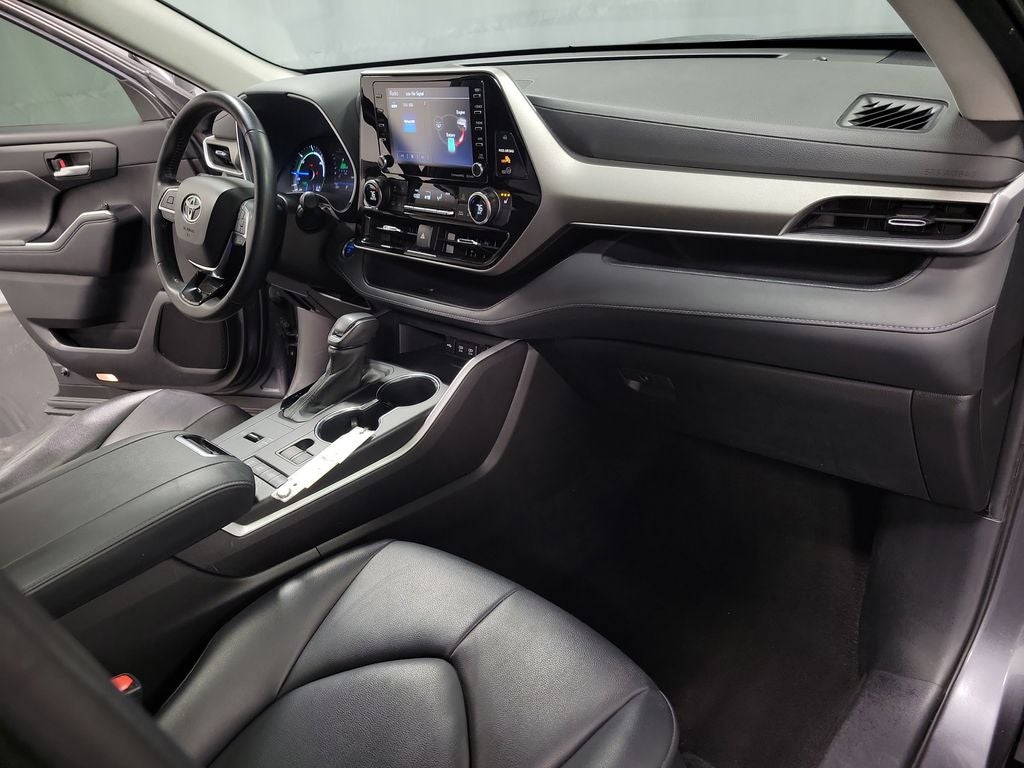 2020 Toyota Highlander Hybrid XLE
