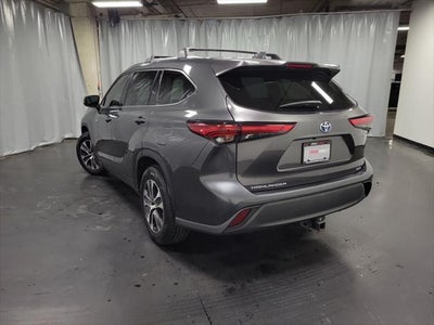 2020 Toyota Highlander Hybrid XLE