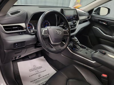 2022 Toyota Highlander Hybrid XLE