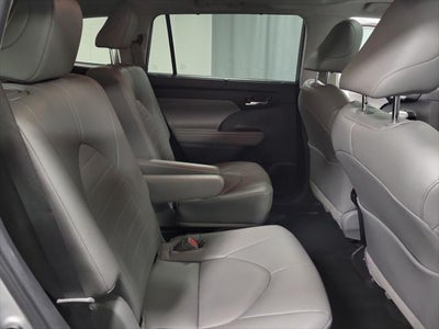 2022 Toyota Highlander XLE