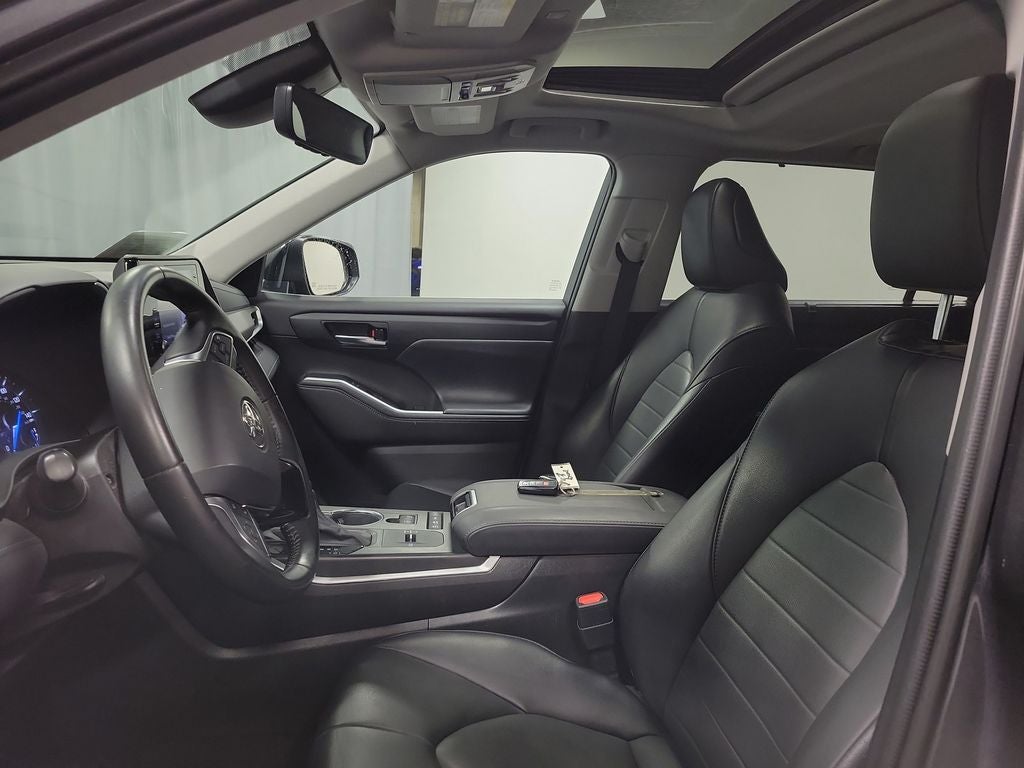 2021 Toyota Highlander Hybrid XLE