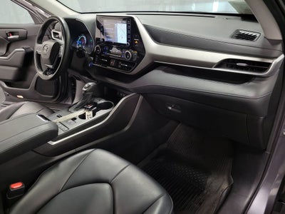 2021 Toyota Highlander Hybrid XLE