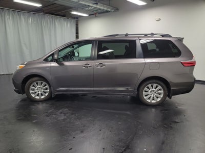 2016 Toyota Sienna LE 7 Passenger