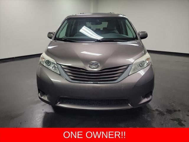 2016 Toyota Sienna LE 7 Passenger