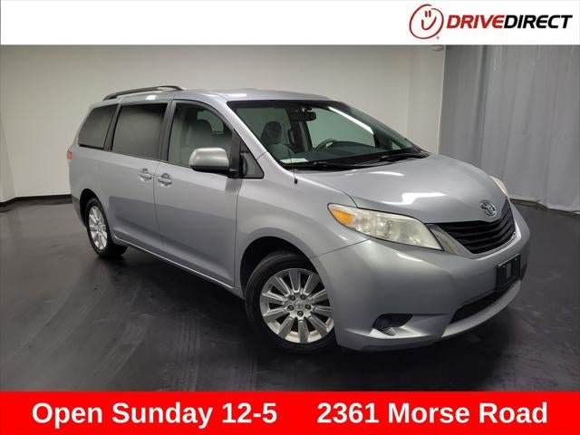 2014 Toyota Sienna LE 7 Passenger