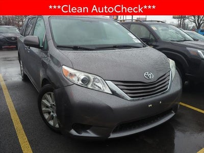 2015 Toyota Sienna LE 7 Passenger