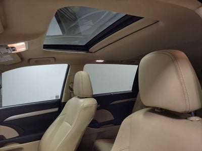 2016 Toyota Highlander XLE V6