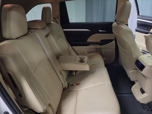 2016 Toyota Highlander XLE V6
