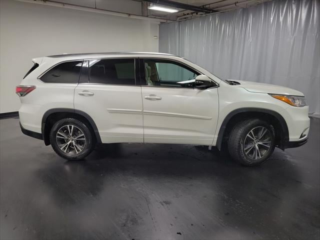 2016 Toyota Highlander XLE V6