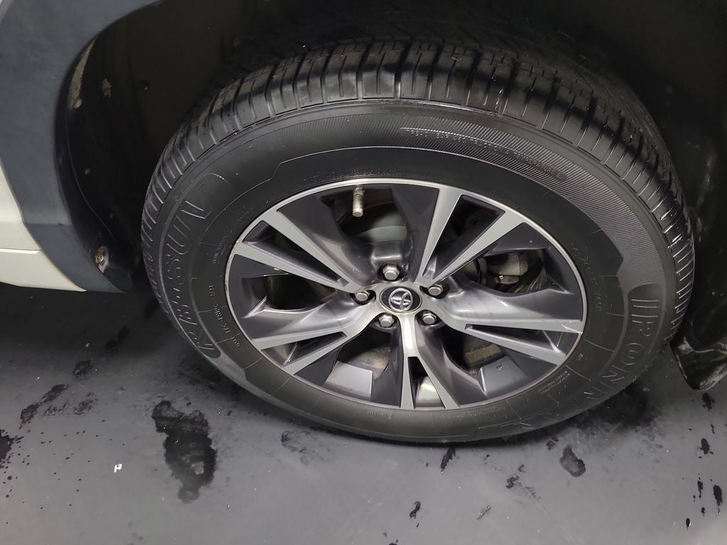 2016 Toyota Highlander XLE V6