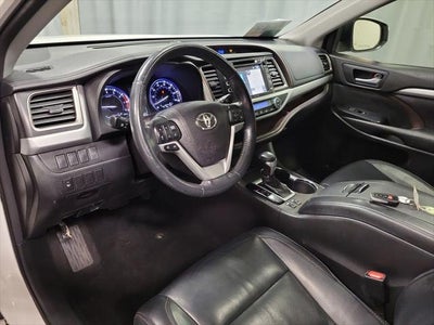 2016 Toyota Highlander XLE V6