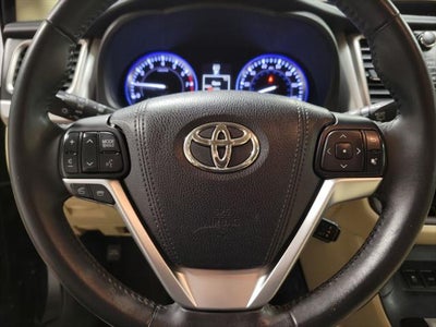 2016 Toyota Highlander XLE V6