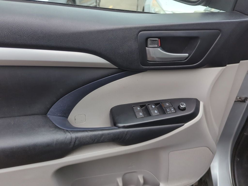 2015 Toyota Highlander XLE V6