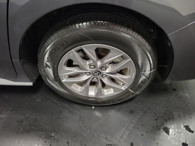 2025 Toyota Sienna XLE 8 Passenger