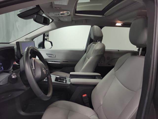 2025 Toyota Sienna XLE 8 Passenger