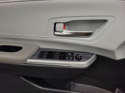 2025 Toyota Sienna XLE 8 Passenger