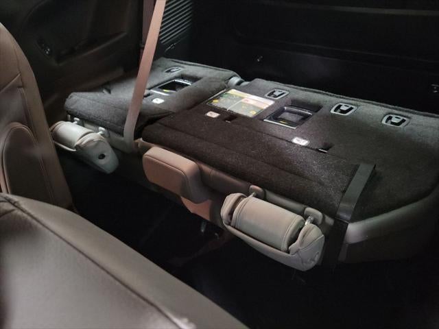 2025 Toyota Sienna XLE 8 Passenger