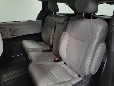 2025 Toyota Sienna XLE 8 Passenger