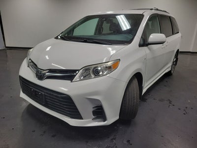 2020 Toyota Sienna LE 7 Passenger