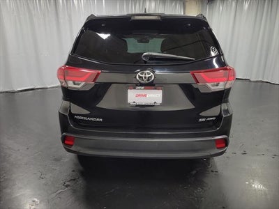 2019 Toyota Highlander SE