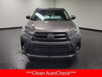 2017 Toyota Highlander SE