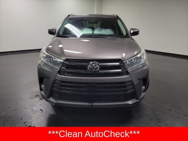 2017 Toyota Highlander SE