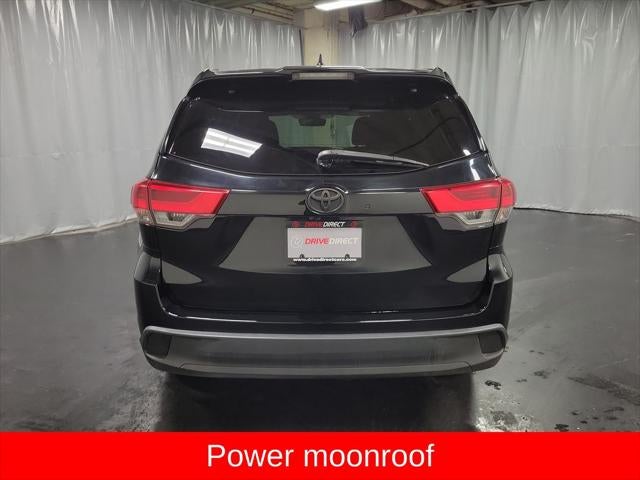 2017 Toyota Highlander SE