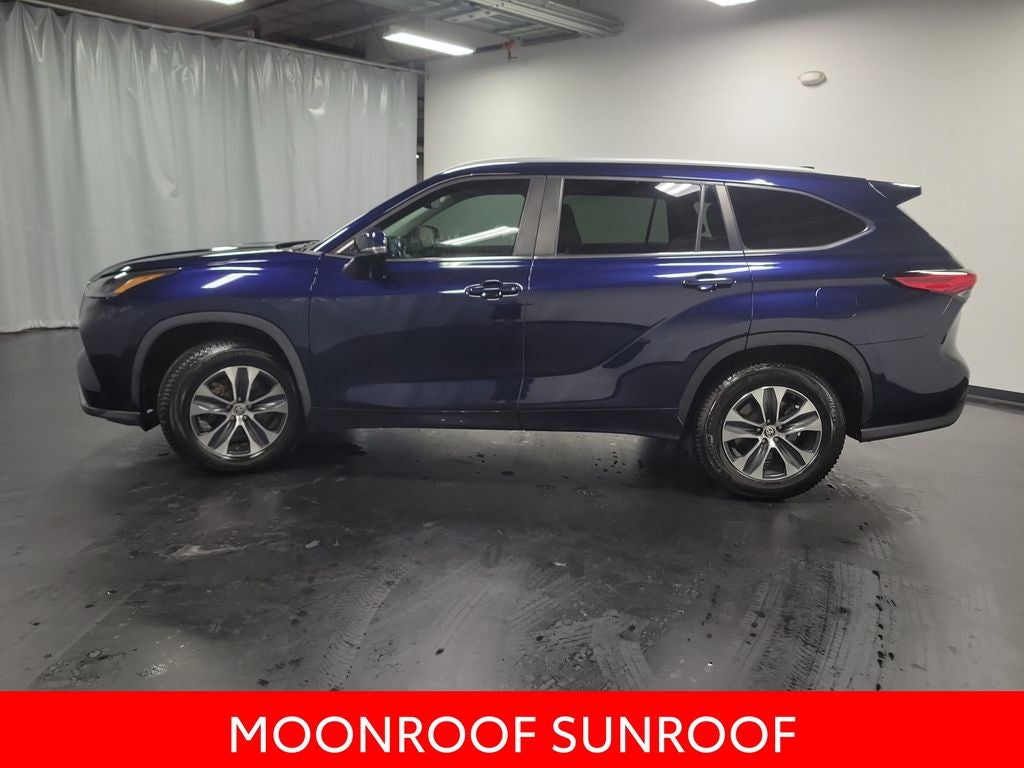 2023 Toyota Highlander Hybrid XLE