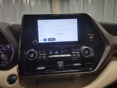 2023 Toyota Highlander Hybrid XLE