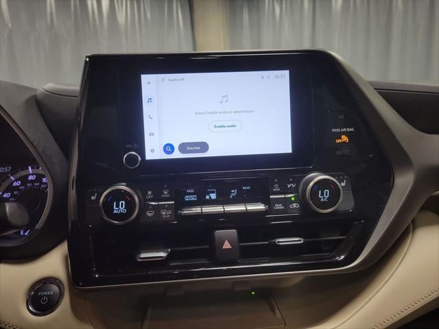 2023 Toyota Highlander Hybrid XLE