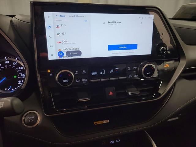 2025 Toyota Highlander Hybrid XLE