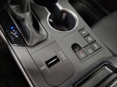 2025 Toyota Highlander Hybrid XLE