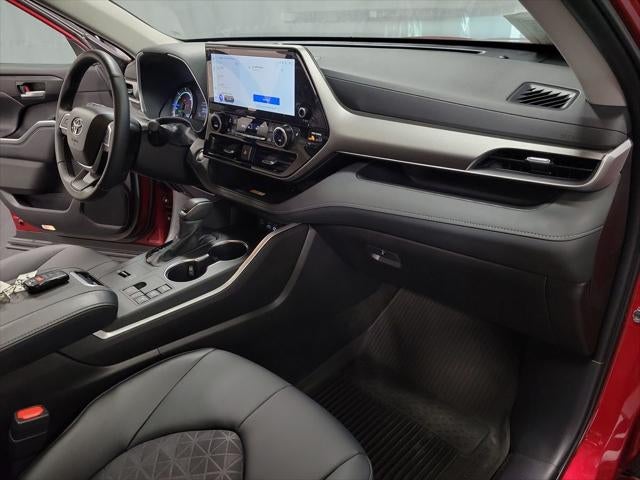 2025 Toyota Highlander Hybrid XLE