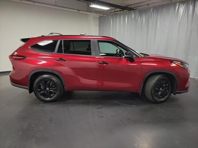 2025 Toyota Highlander Hybrid XLE
