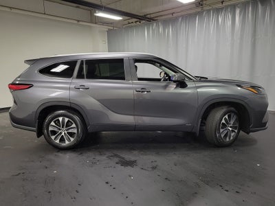 2023 Toyota Highlander Hybrid XLE