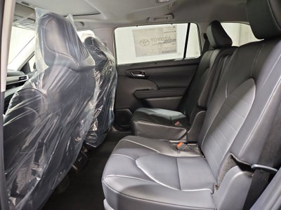 2026 Toyota Highlander Hybrid XLE