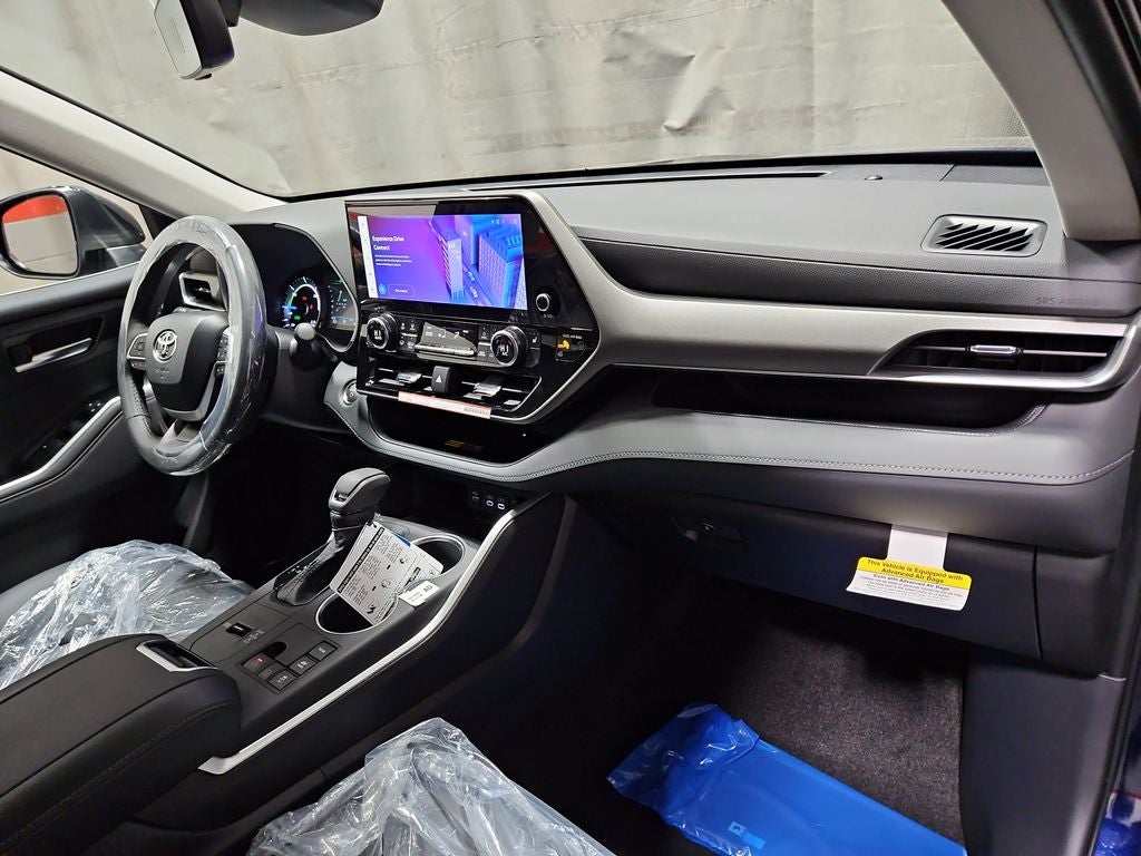 2026 Toyota Highlander Hybrid XLE