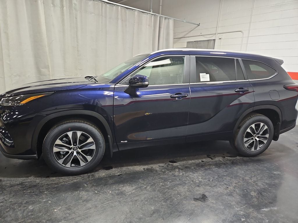 2026 Toyota Highlander Hybrid XLE