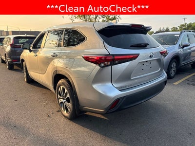 2023 Toyota Highlander Hybrid XLE