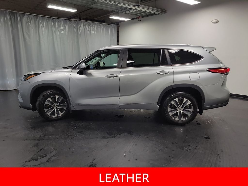 2023 Toyota Highlander Hybrid XLE