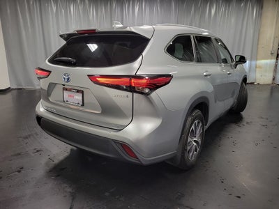 2023 Toyota Highlander Hybrid XLE