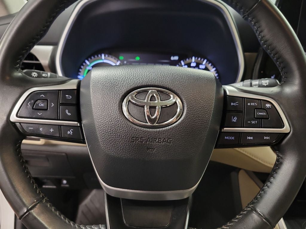 2024 Toyota Highlander Hybrid XLE