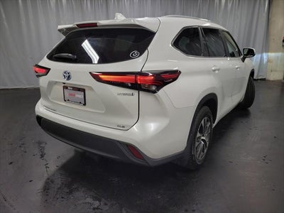 2024 Toyota Highlander Hybrid XLE