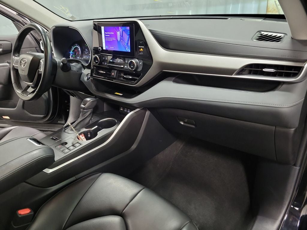 2023 Toyota Highlander Hybrid XLE