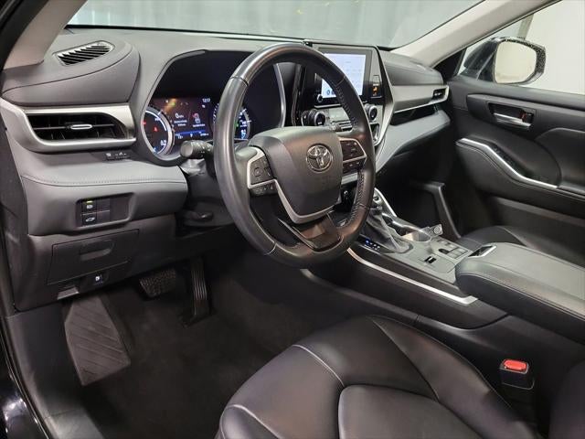 2023 Toyota Highlander Hybrid XLE