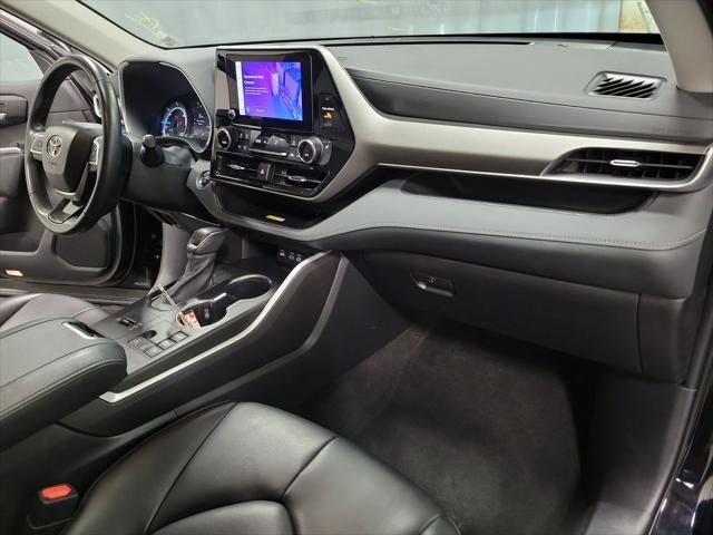 2023 Toyota Highlander Hybrid XLE