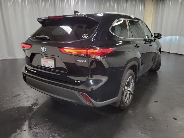 2023 Toyota Highlander Hybrid XLE