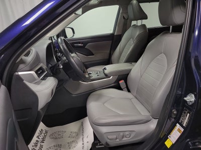 2023 Toyota Highlander XLE