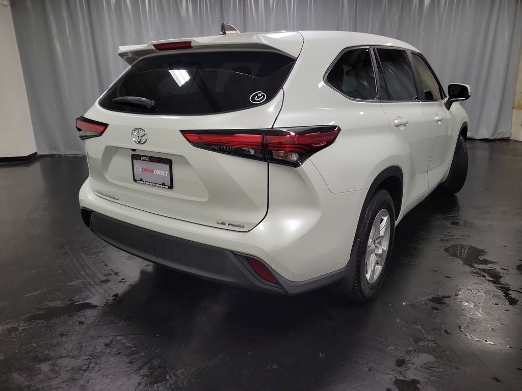 2023 Toyota Highlander LE
