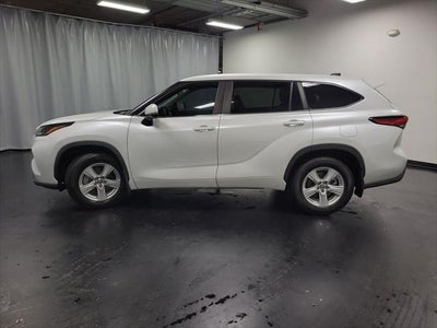 2023 Toyota Highlander LE